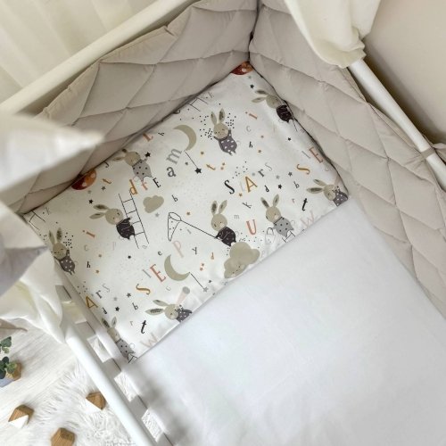 Детское постельное белье и бортики в кроватку Маленькая Соня Baby Mix Зайцы на лесенке Бежевый 029189