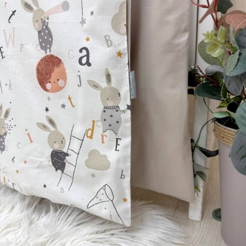 Детское постельное белье и бортики в кроватку Маленькая Соня Baby Mix Зайцы на лесенке Бежевый 029189