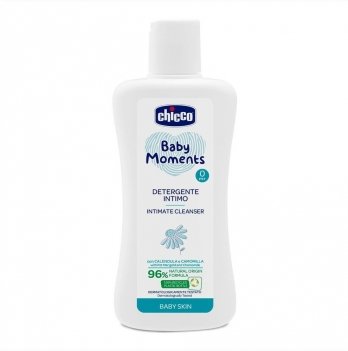Гель для интимной гигиены Chicco Baby Moments с экстрактом ромашки и календулы 200 мл 10246.00