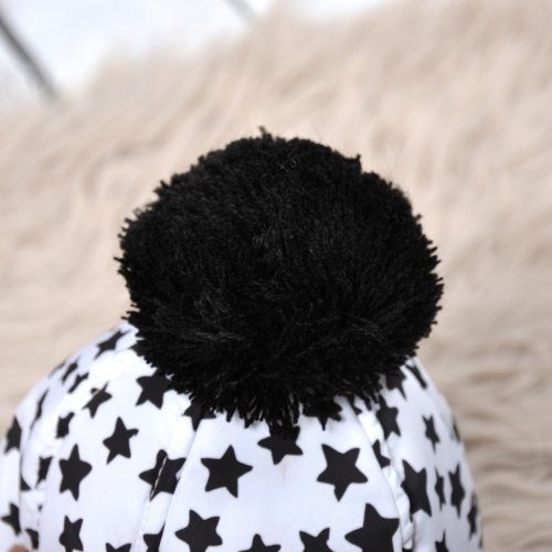 Зимняя шапка детская Magbaby Аляска Черные звезды 0-5 лет Белый/Черный 103189