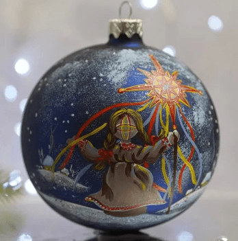 Новогодний шар на елку Santa Shop Дівчинка-Мотанка Синий 10 см 4820001112450