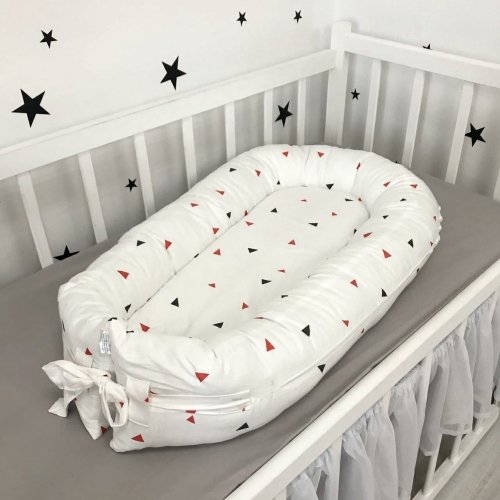 Кокон для новорожденных Oh My Kids Soft OMK Triangles Сатин Белый Поролон 2 см КК-225-ОМК