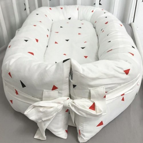 Кокон для новорожденных Oh My Kids Soft OMK Triangles Сатин Белый Поролон 2 см КК-225-ОМК