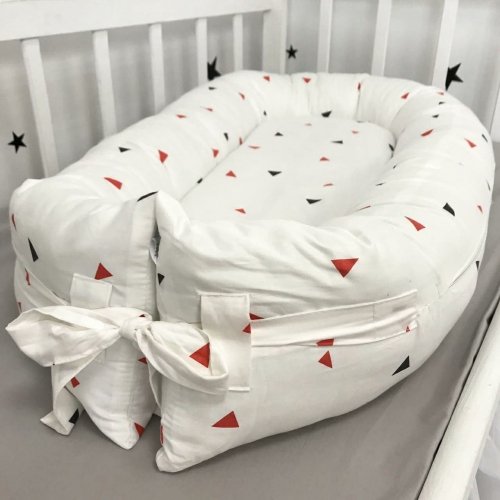 Кокон для новорожденных Oh My Kids Soft OMK Triangles Сатин Белый Поролон 2 см КК-225-ОМК