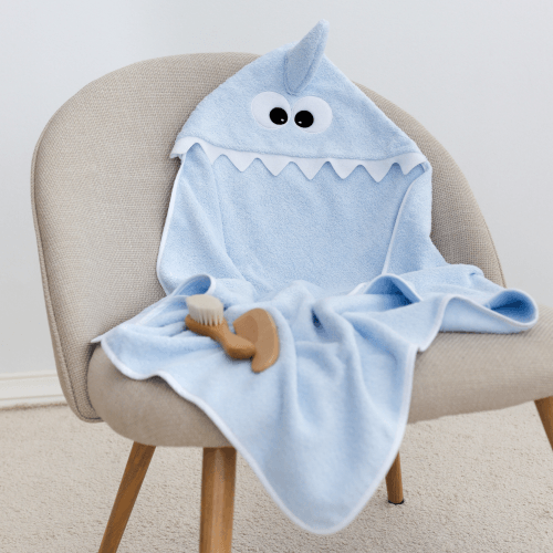 Детское полотенце с капюшоном Sasha Baby Shark 80х80 см Махра Голубой 130/30