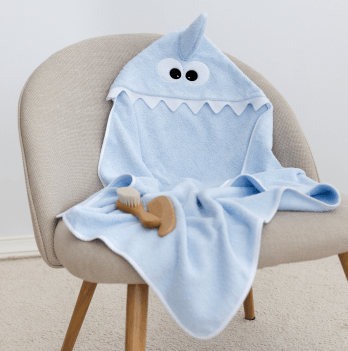 Детское полотенце с капюшоном Sasha Baby Shark 80х80 см Махра Голубой 130/30