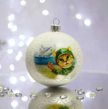 Новогодний шар на елку Santa Shop Патриотическая Котик Белый 8,5 см 4820001103717