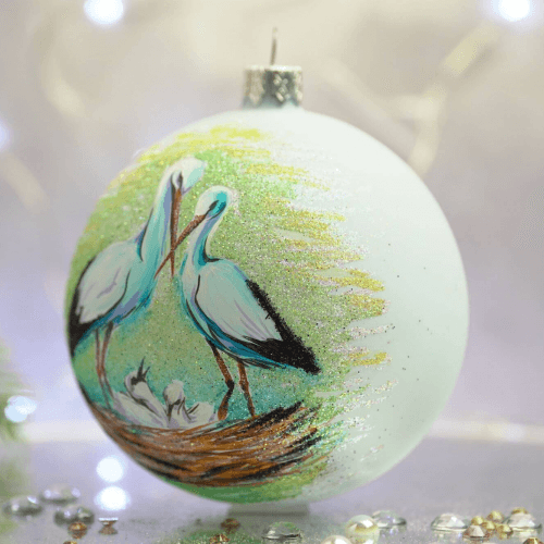 Новогодний шар на елку Santa Shop Семья аистов Белый 10 см 4820001112283
