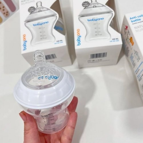 Антиколиковая бутылочка с силиконовой соской BabyOno NATURAL NURSING 180 мл 1450