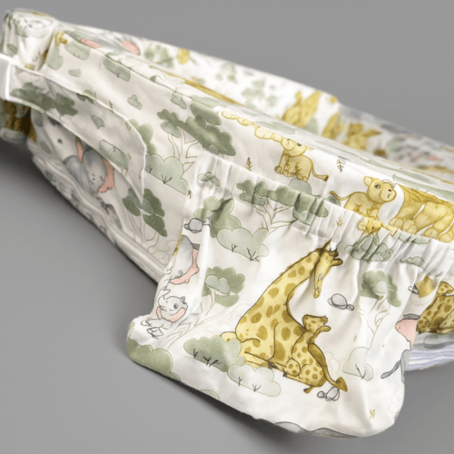 Сменный чехол на ортопедическую подушку для кормления двойни Feeding Pillow Twin Сафари на белом 147-56-2