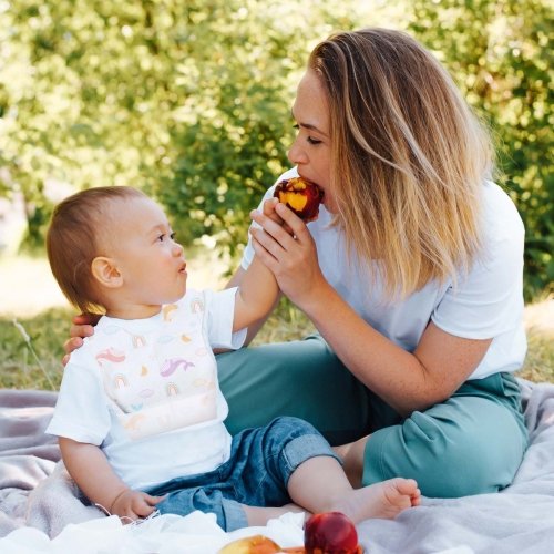 Одноразовые слюнявчики водонепроницаемые BabyOno Целлюлоза 10 шт 878
