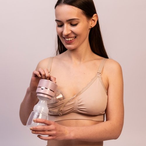 Молокоотсос электрический BabyOno Pico с лактационными вкладышами в комплекте 1485А