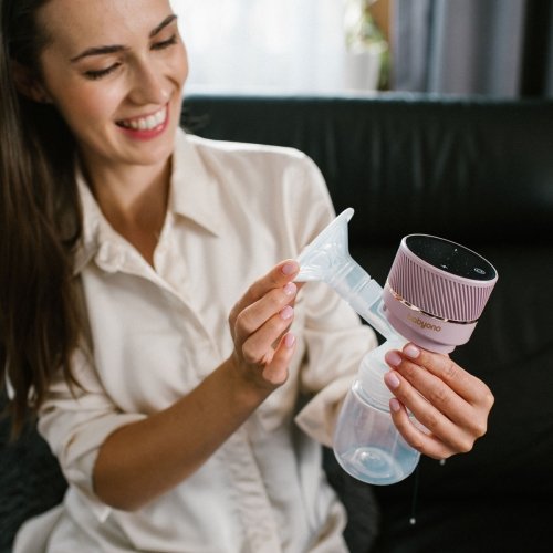 Молокоотсос электрический BabyOno Pico с лактационными вкладышами в комплекте 1485А