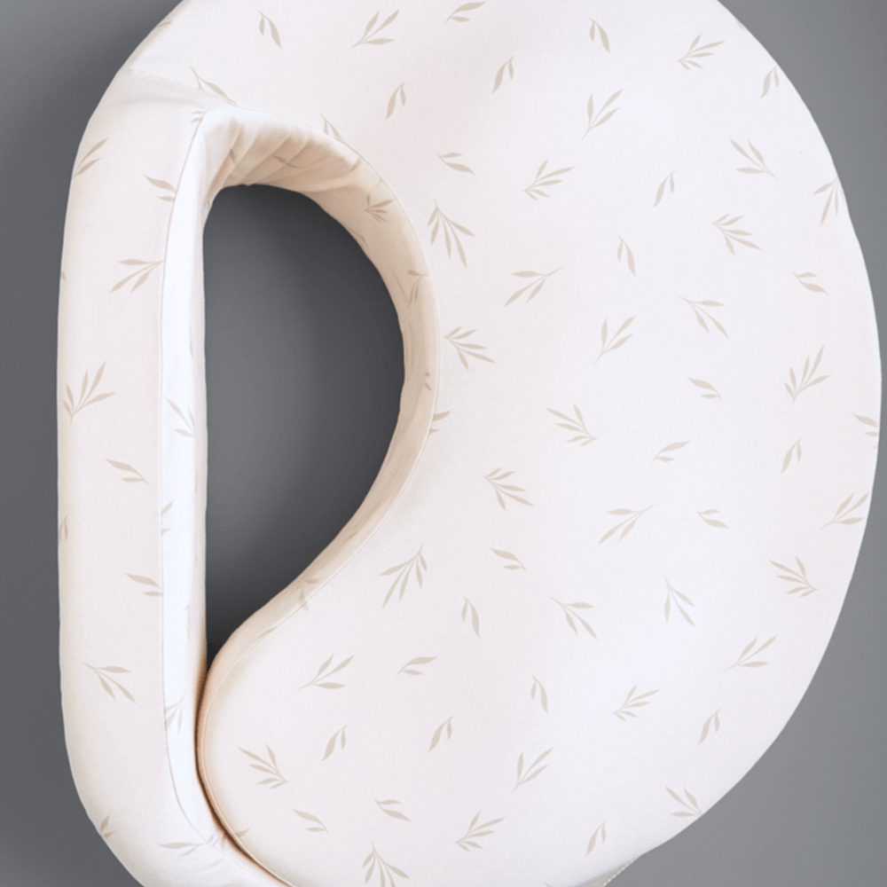 Сменный чехол на ортопедическую подушку для кормления Feeding Pillow Веточки на молочном 152-56-5