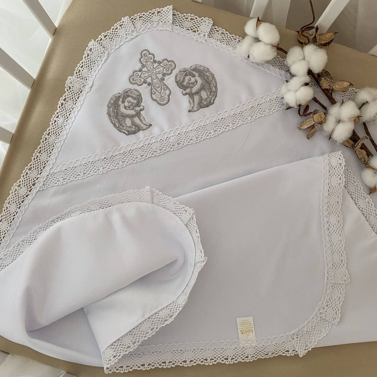 Крыжма для крещения Бетис Талисман ангела 75х100 см Белый/Серебряный 27682411