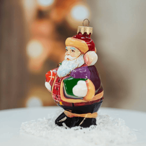 Елочная игрушка Rizdviani Istorii Санта с подарками 11,5 см 4820001045475