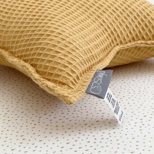 Декоративная подушка Маленькая Соня Звезда вафля Горчичный 10664276