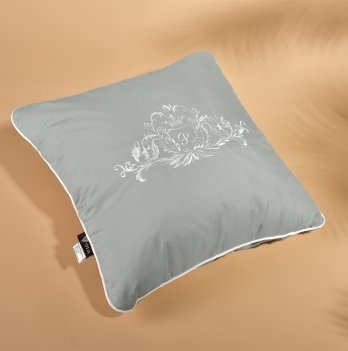 Декоративная подушка Idea Модерн с вышивкой 45х45 см Мятный 8-11131