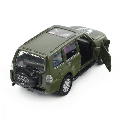 Модель машинки TechnoDrive Шеврони Героїв MITSUBISHI PAJERO 4WD TURBO 93 ОМБр 1:42 250283M