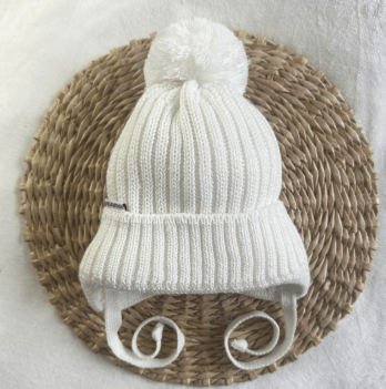 Зимняя шапка детская Kid's Fantasy Sweety 0 - 6 мес Молочный 4048