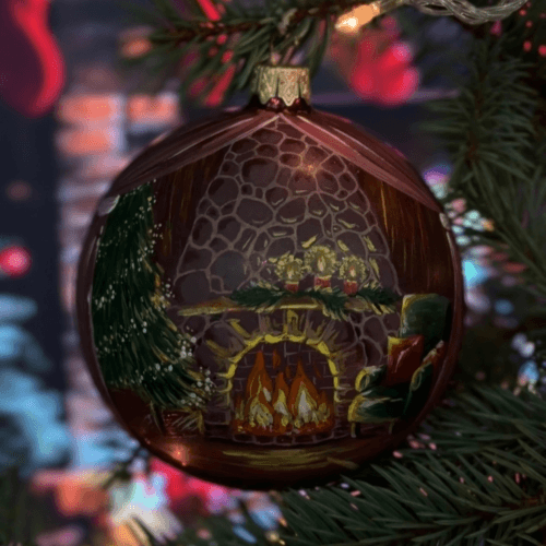 Новогодний шар на елку Santa Shop Каменный камин Красный 10 см 4820001112566