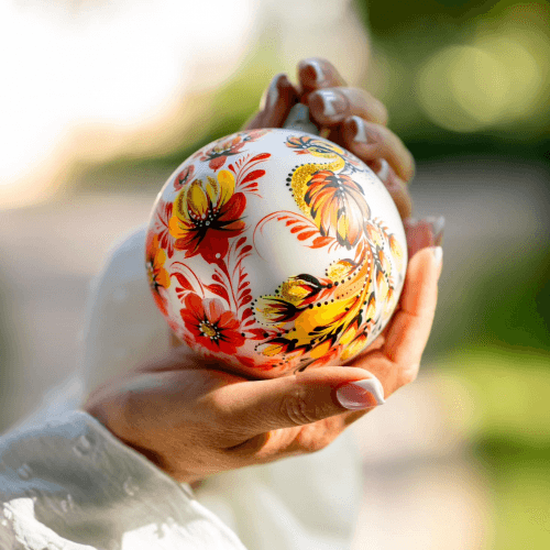 Новогодний шар на елку Rizdviani Istorii Украинские истории Петриківка Яскрава пташка 10 см 4820001165579