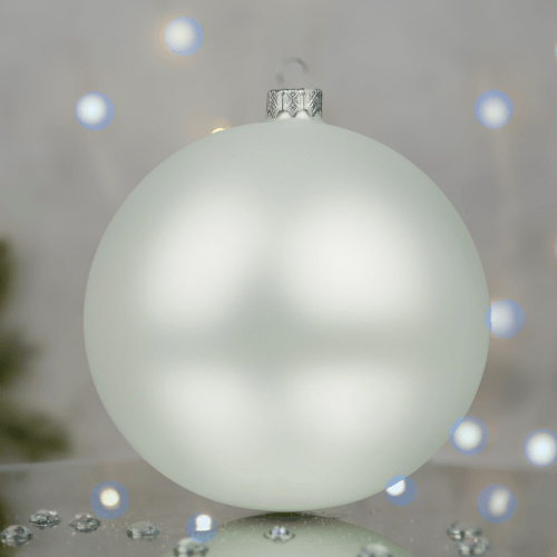 Новогодний шар на елку Santa Shop Різдвяні колядники Белый 12 см 4820001179873