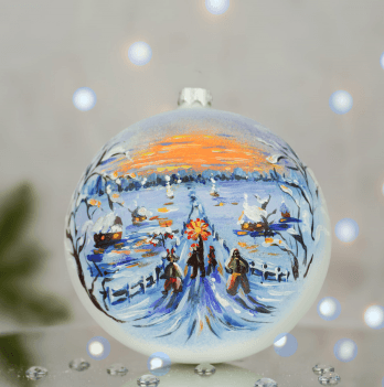 Новогодний шар на елку Santa Shop Різдвяні колядники Белый 12 см 4820001179873