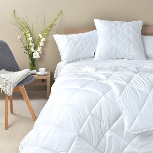 Всесезонное одеяло полуторное Ideia Comfort 155х215 см Белый 8-11900