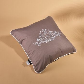 Декоративная подушка Ideia Модерн с вышивкой 45х45 см Коричневый 8-11131
