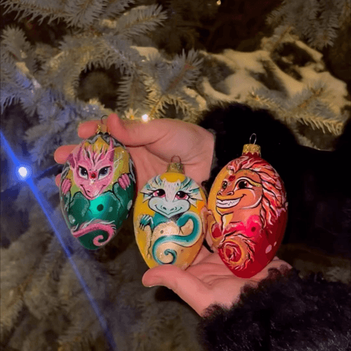 Елочная игрушка набор 3 шт Santa Shop Драконы Малыши Зеленый/Желтый/Красный 9 см 4820001112320