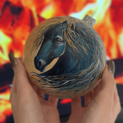 Новогодний шар на елку Santa Shop Символ года 2026 Переможець Молочный/Синий 12 см 4820001179828