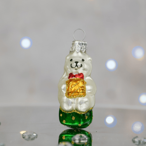 Елочная игрушка Santa Shop Ведмедик новорічний Белый/Зеленый 8 см 4820001180190