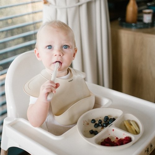 Силиконовая ложка для кормления детская BabyOno 6+ мес Бежевый 785/04