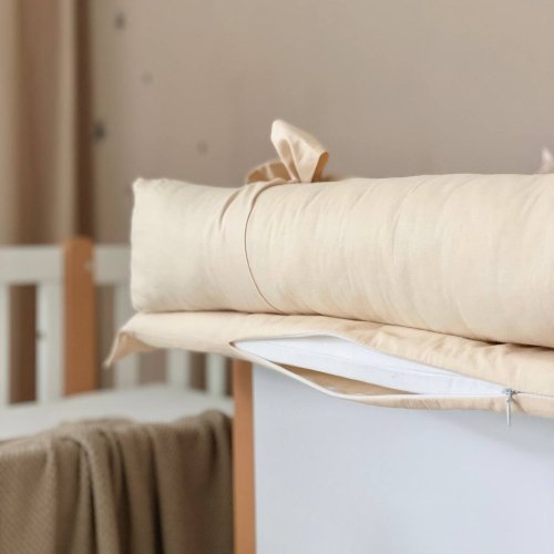 Пеленальный матрасик BBChic с рюшем Бежевый 5151741