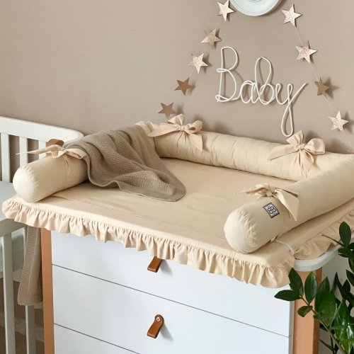 Пеленальный матрасик BBChic с рюшем Бежевый 5151741