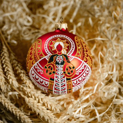 Новогодний шар на елку Rizdviani Istorii Украинские истории Витинанка Берегиня Красный 10 см 4820001179910
