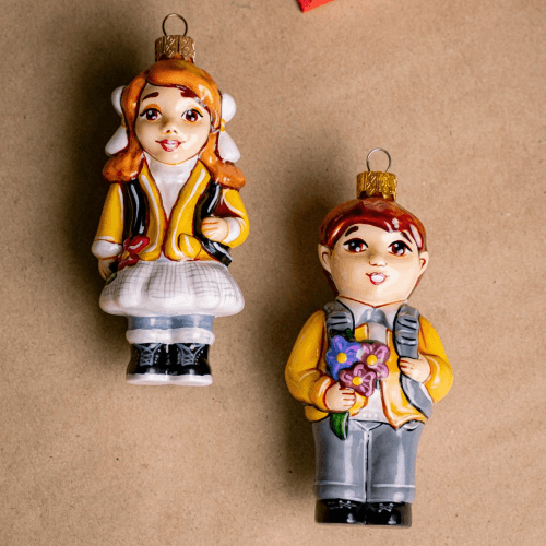 Елочная игрушка Rizdviani Istorii Школярка Желтый/Черный 14 см 4820001179804