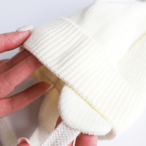 Демисезонная шапка с помпоном для новорожденных MagBaby Bon 0 - 24 мес Молочный 132465