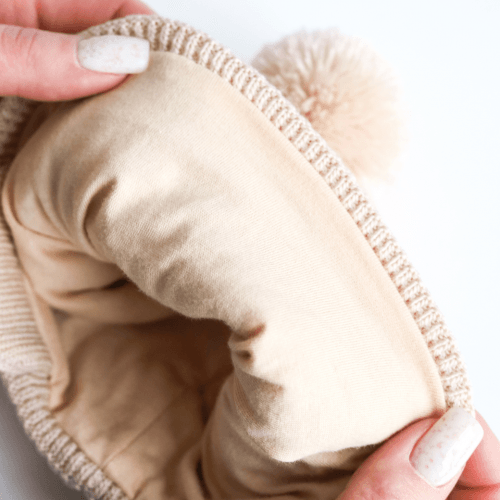 Демисезонная шапка с помпоном для новорожденных MagBaby Bon 0 - 24 мес Бежевый 132475