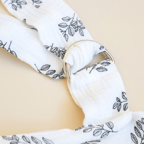 Муслиновая накидка для кормления грудью Magbaby Веточки Молочный/Черный 103363