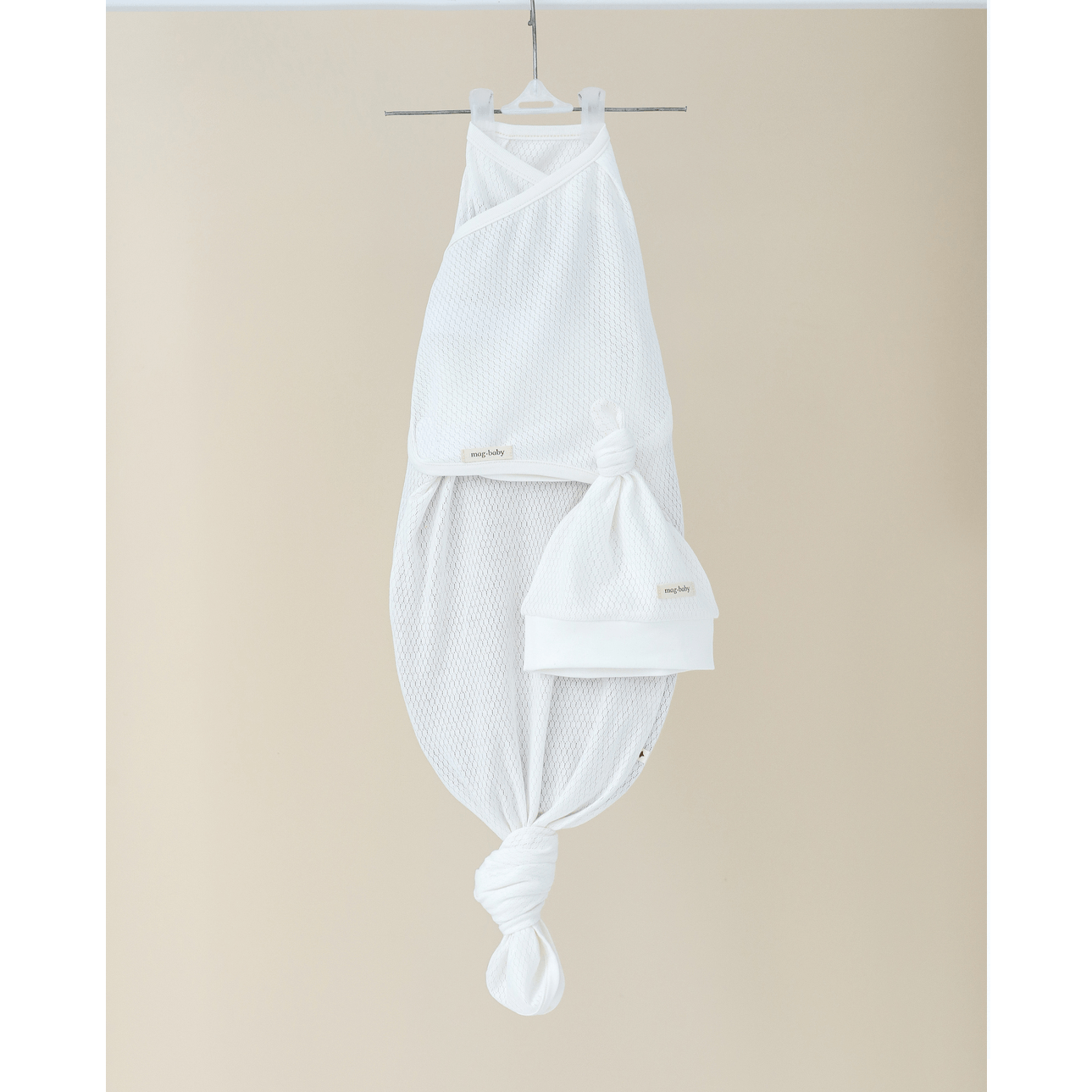 Евро пеленка кокон на липучках и шапка для новорожденных Magbaby Каспер Honey безразмерная Молочный 133567