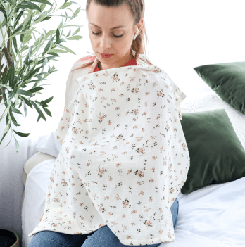 Муслиновая накидка для кормления грудью Magbaby Розы Молочный 134659