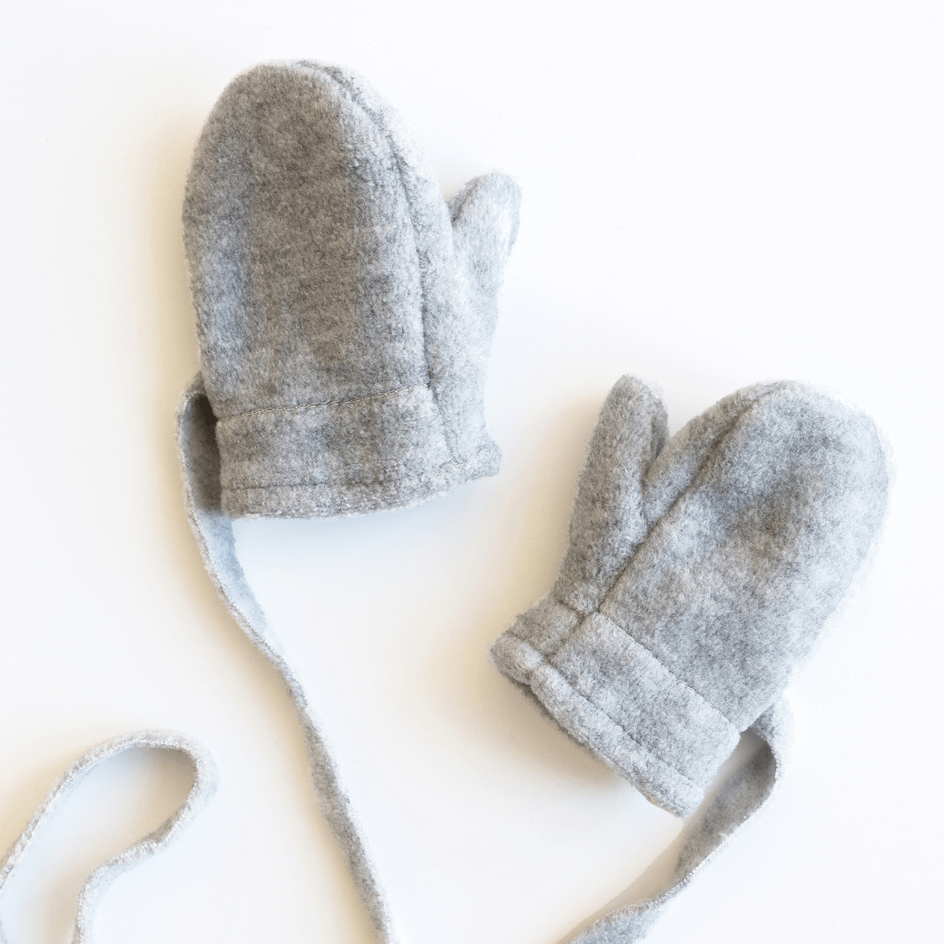 Детские флисовые варежки Magbaby Diego 0 - 4 лет Серый меланж 101400 Детские флисовые варежки Magbaby Diego 0 - 4 лет Серый меланж 101400