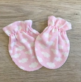 Царапки для новорожденных BetiS Хмаринки Интерлок Розовый 27686749